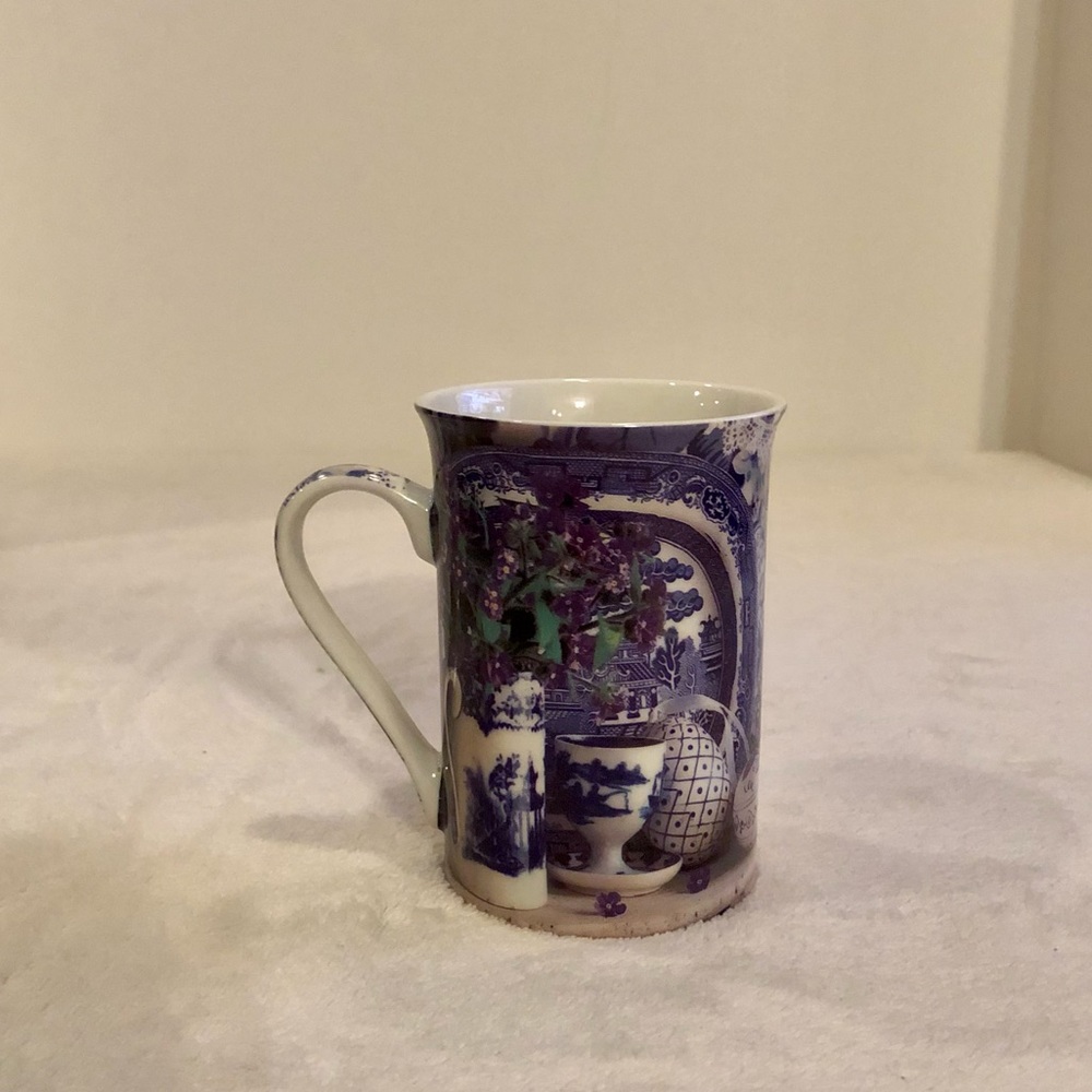 Creative Tops Tea Themed Graphic Mug EUC